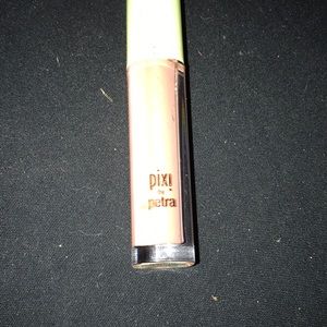 💄6for$30 plumping gloss💄